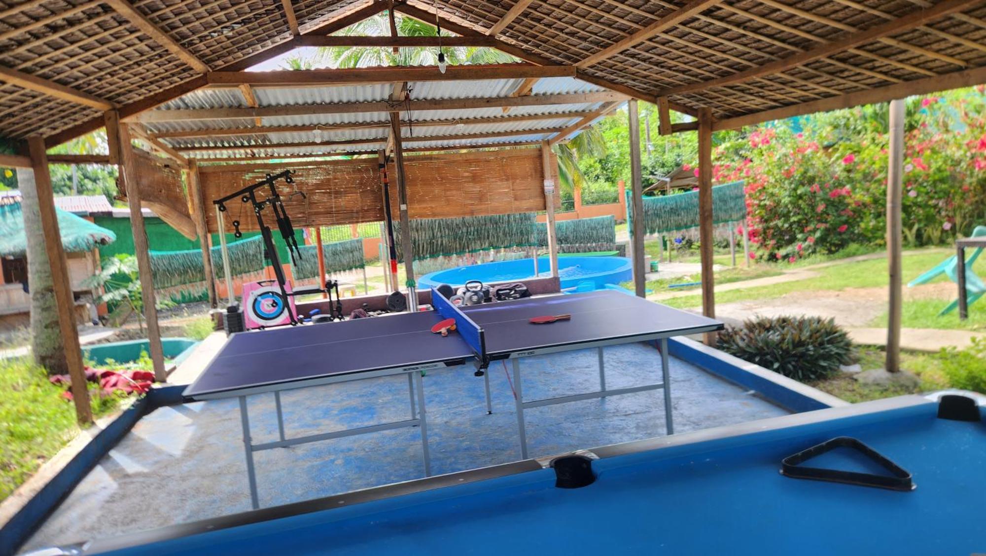 Nirvana Bamboo Houses & Dive Resort 몰볼 외부 사진